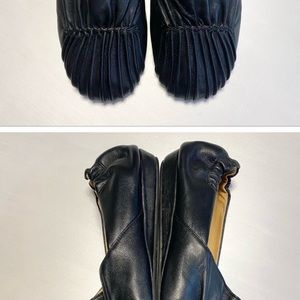 Chocolat Blu ~ ‘Vic’ flats in black